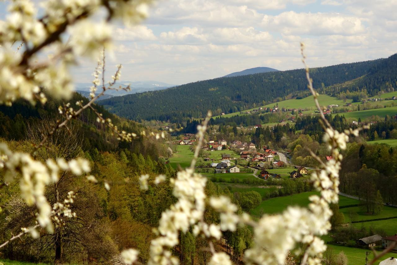 Resort Nova Polana Dolní Lomná Esterno foto